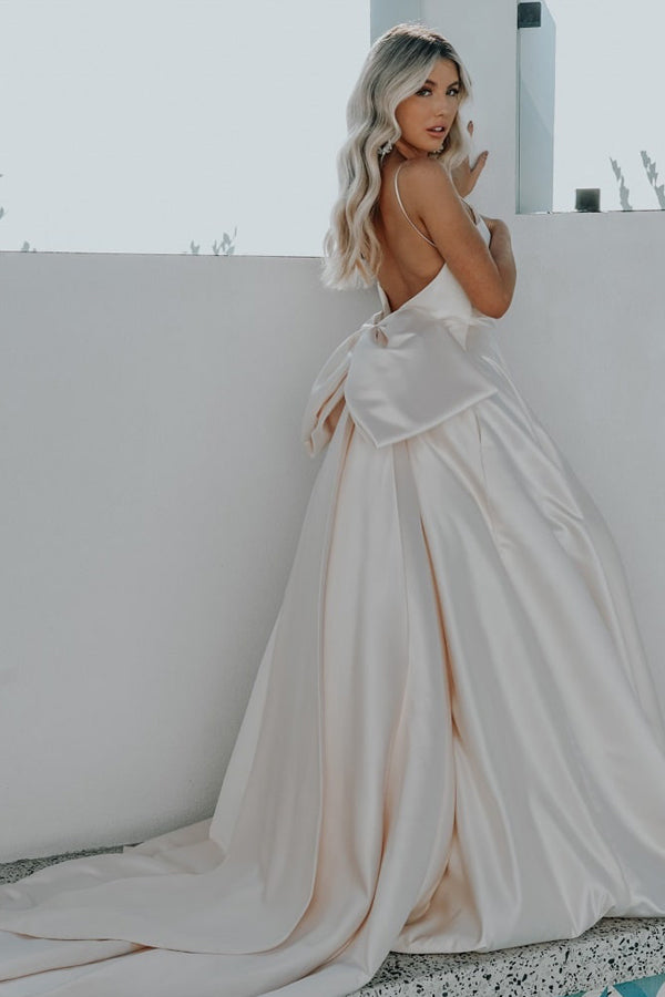 Romantic Simple Wedding Dress Big Bow Bohemian Wedding Dress-Pgmdress