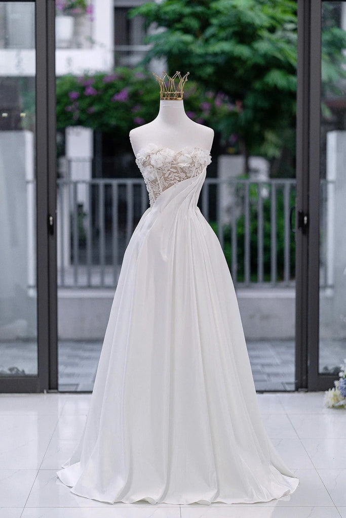 Sweetheart Slim Fit with Pleated Waist Elegant Princess Wedding Dress-Pgmdress