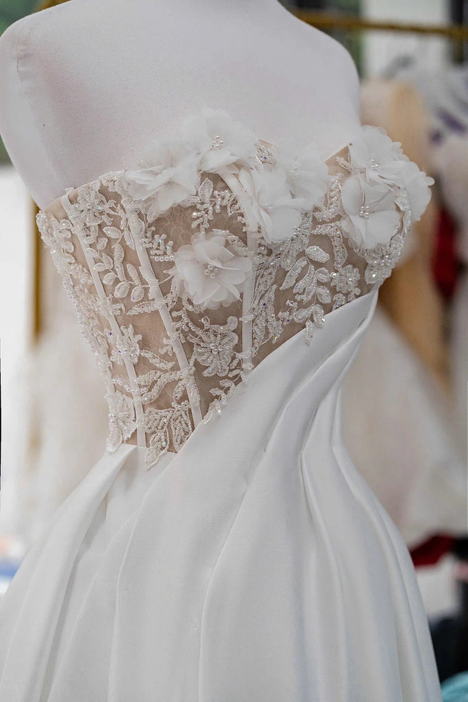 Sweetheart Slim Fit with Pleated Waist Elegant Princess Wedding Dress-Pgmdress