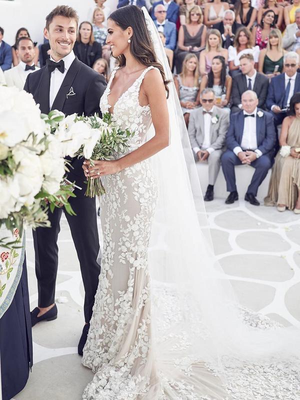 Straps Mermaid Wedding Dresses Lace Appliqued Gowns Wedding Dresses WD574 - Pgmdress