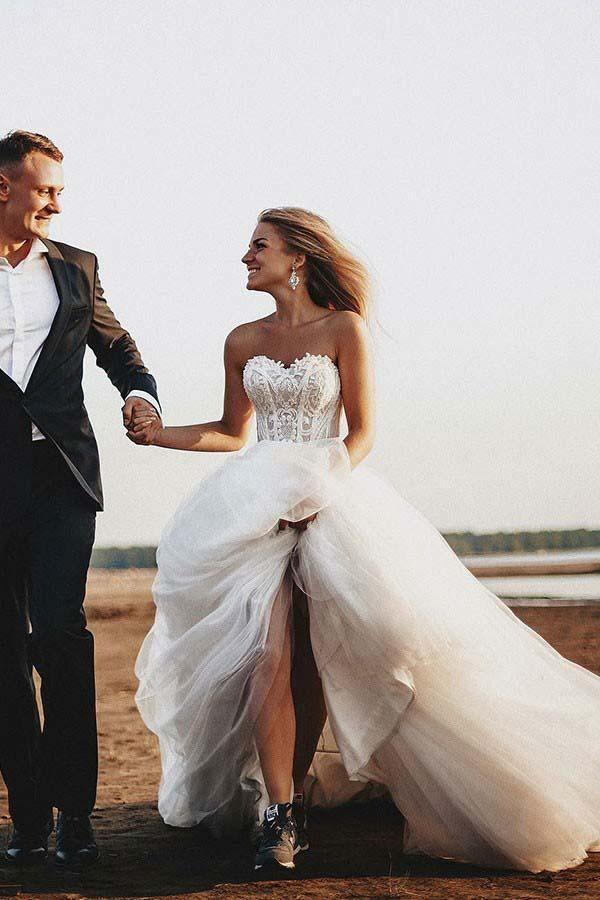 chinese dress ladies Chic A-line Deep V neck Long Sleeve Tulle Wedding Gowns Court Train We main image 1