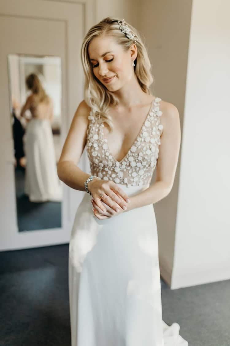 Illusion V-Neck Wedding Dress Chaple Train Sheath Bridal Gown WD423 US4 / Ivory