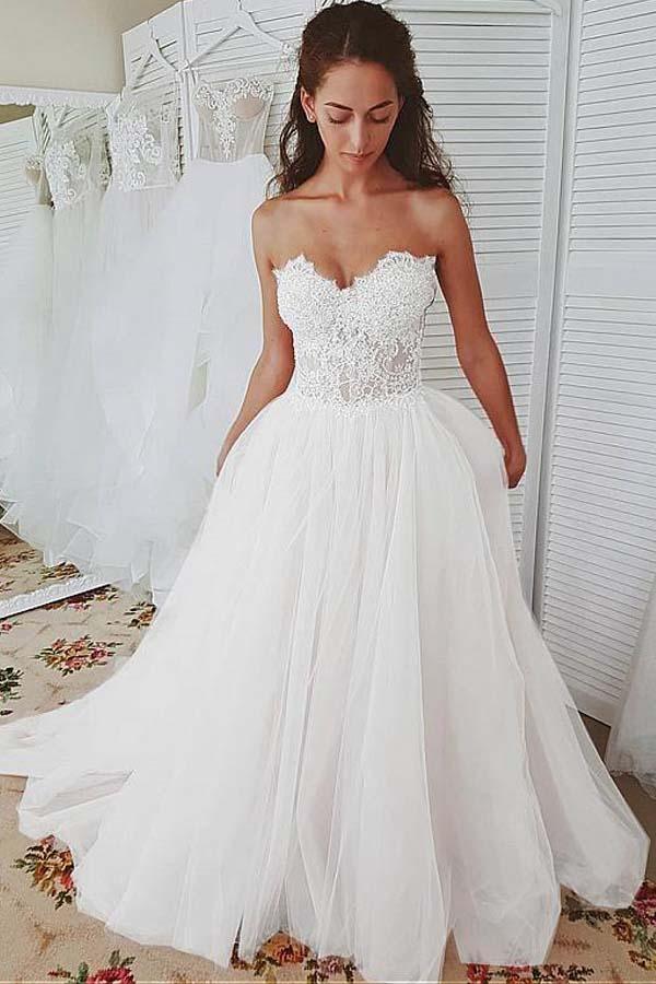 Tulle Sweetheart Neckline Wedding Dress With Lace Appliques WD362 US10 / White Tulle Sweetheart Neckline Wedding Dress With Lace Appliques WD362 US10 / White