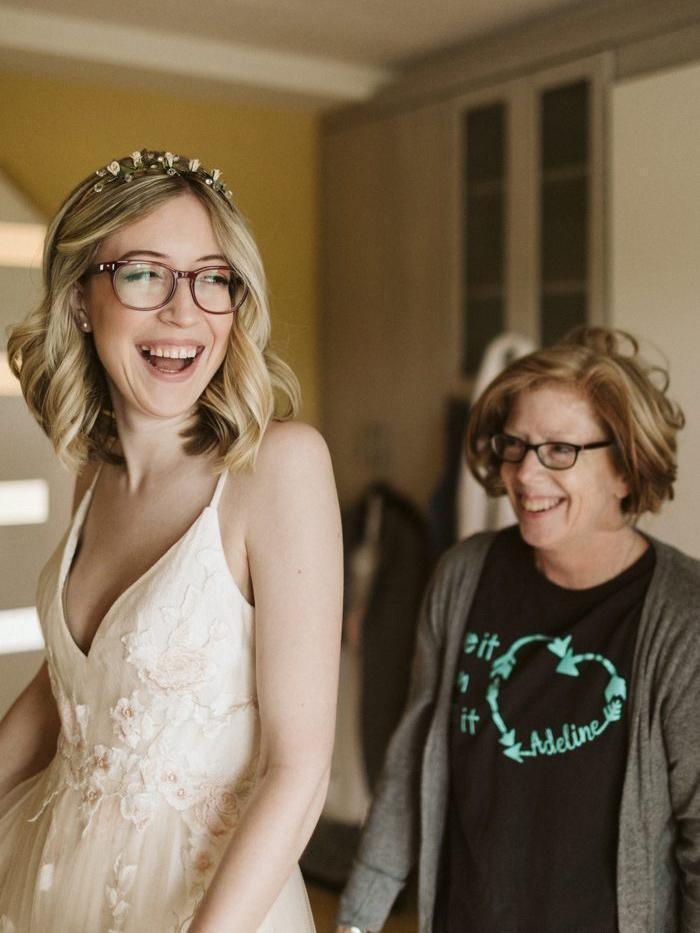 V Neck Spaghetti Strap Wedding Dresses Bridal Dress Lace Applique WD316 - Pgmdress