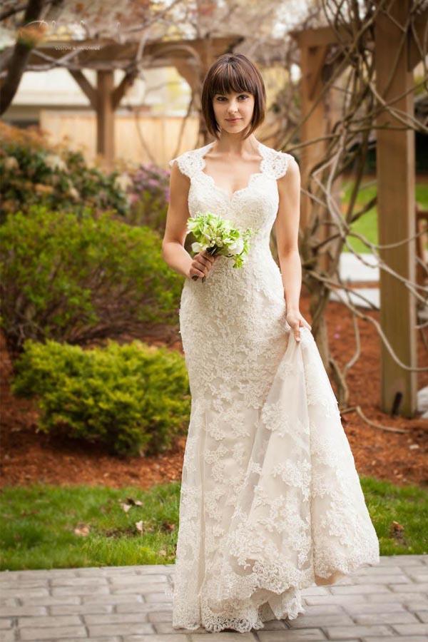 Vintage Quee Keyhole Long Lace Mermaid Wedding Dress WD152 US2 / White