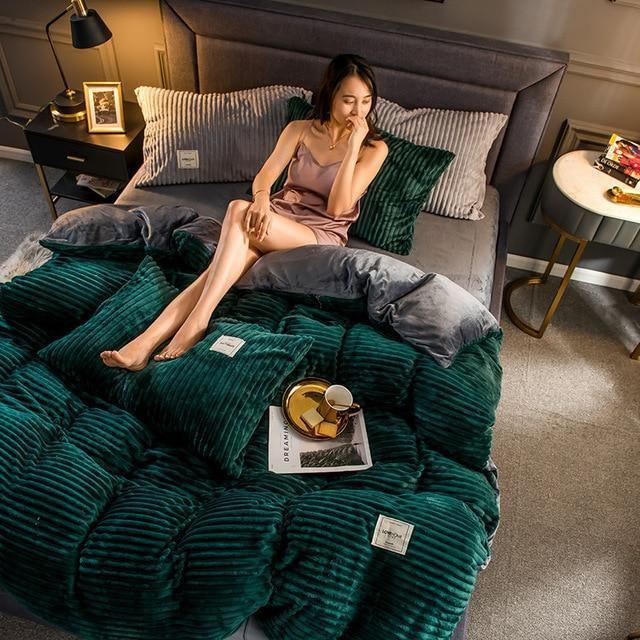 Thick velvet hotsell blanket
