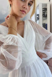 Robe de mariée de plage à manches longues et col en V scintillante en forme de A WD750