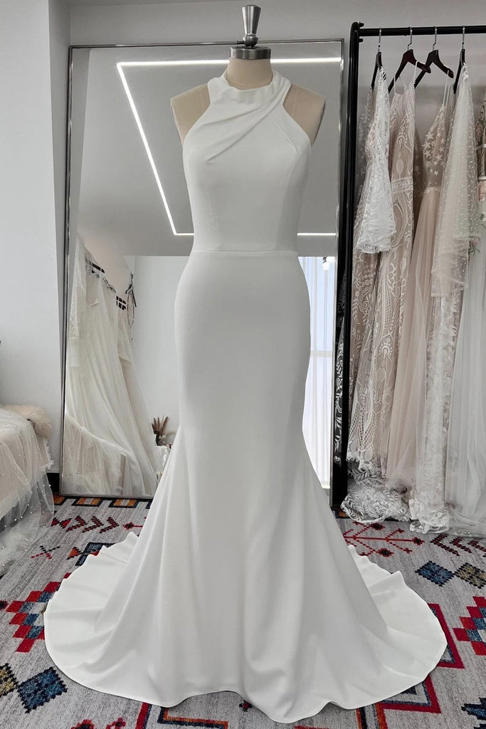 wedding dresses halter mermaid Dress Style 2126 features a Crystal Beaded Neck Bodice accented w/ Frosted Lace Appliqus, an Organza Mermaid Skirt w extra discount are offered to our customs. Zapaka Women White Church Wedding
