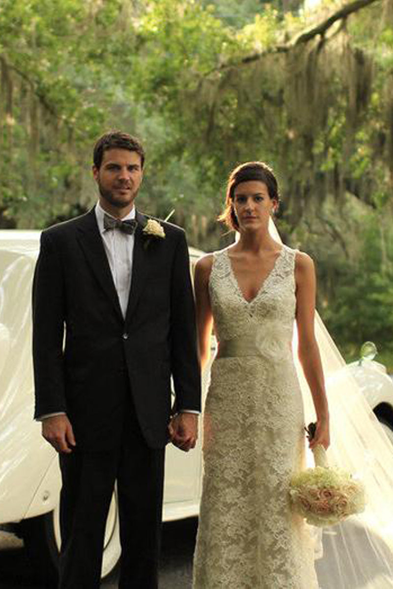 Keyhole Back Floor-Length Sheath Lace Wedding Dress WD095-Pgmdress