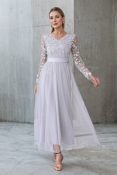 Long Sleeve Lace Silver Tea Length Mother of the Bride Dress US2 / Silver Long Sleeve Lace Silver Tea Length Mother of the Bride Dress US2 / Silver