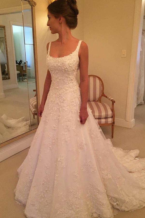White Lace Scoop Sweep Train Wedding Dress with Appliques White Lace Scoop Sweep Train Wedding Dress with Appliques