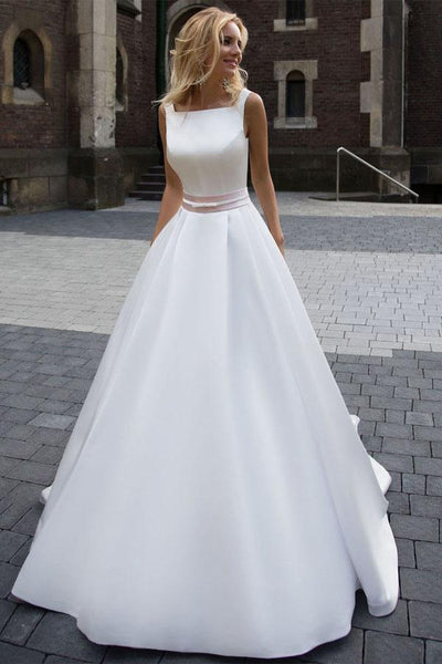 On Sale Princess Simple Satin White Vintage Wedding Dress WD205 US8 / White On Sale Princess Simple Satin White Vintage Wedding Dress WD205 US8 / White