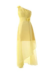 Une épaule longueur au sol en mousseline de soie jaune robe de demoiselle d'honneur avec fleur BD015