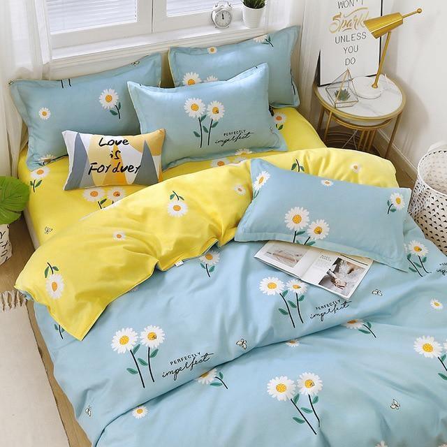 Bed Linen Set 220 x 240 cm Yellow Flame Retro Printed Microfibre Duvet Cover  Set Bedding Set with Zip and 2 Pillowcases 80 x 80 cm Easy Care for  Children Adults : : Home & Kitchen