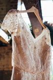 Robes de mariée romantique A-ligne col en V perles robe de mariée en mousseline de soie sexy WD490
